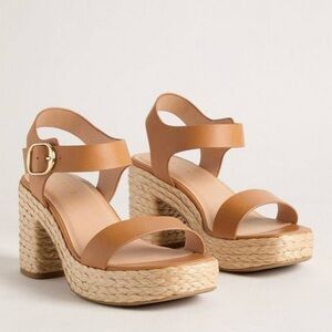 NWT TORRID Two‎ Piece Platform Heeled Rope
Sole Sandal Size 11WW